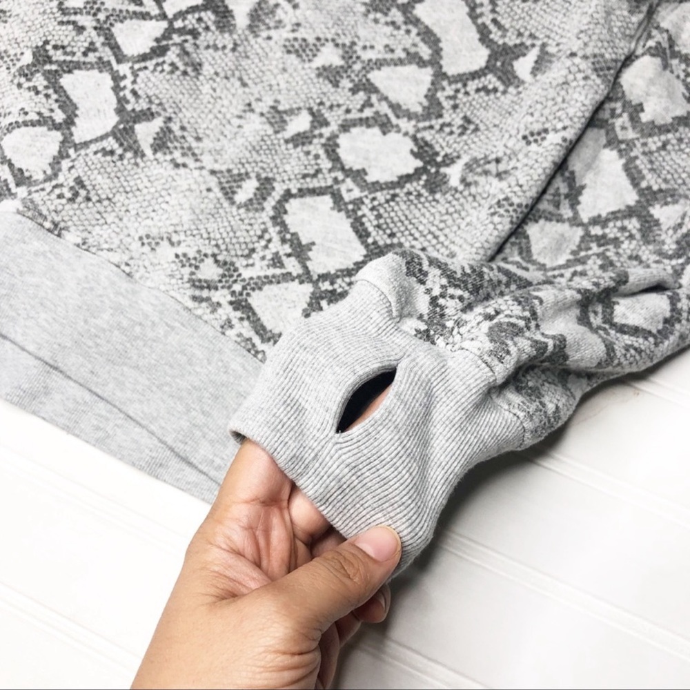 Pam & Gela Python Snakeskin Print Cropped Sweatsh… - image 5